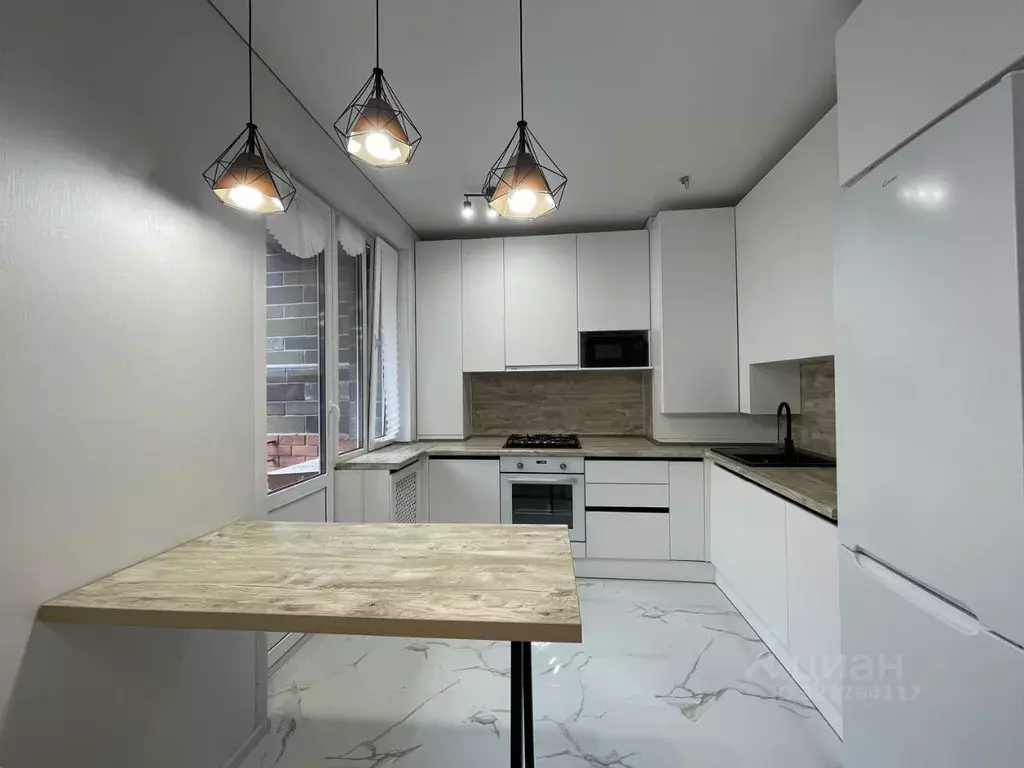 2-к кв. Оренбургская область, Оренбургский район, с. Нежинка ул. ... - Фото 1