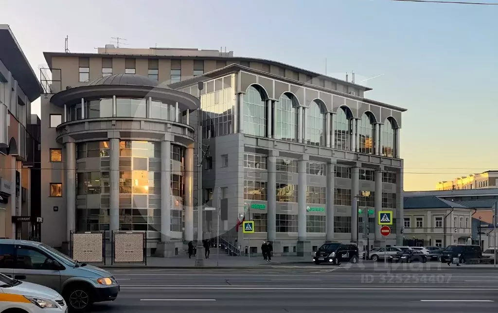 Офис в Москва ул. Большая Якиманка, 18 (2206 м) - Фото 1