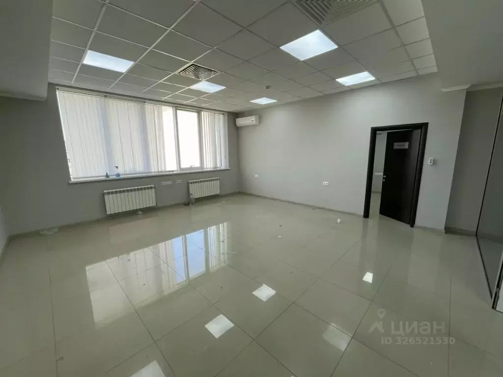 Офис в Краснодарский край, Новороссийск ул. Мира, 1М (58 м) - Фото 1