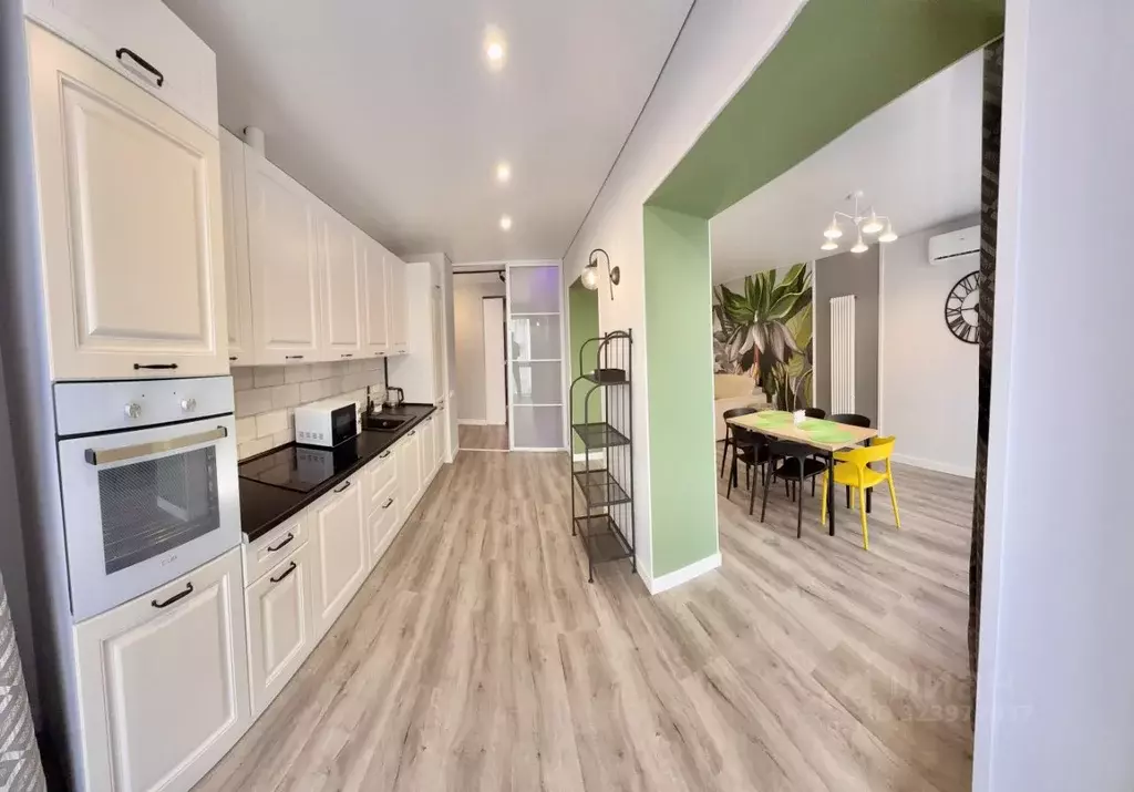 3-к кв. Краснодарский край, Сочи Центральный мкр, пер. Горького, 24 ... - Фото 1