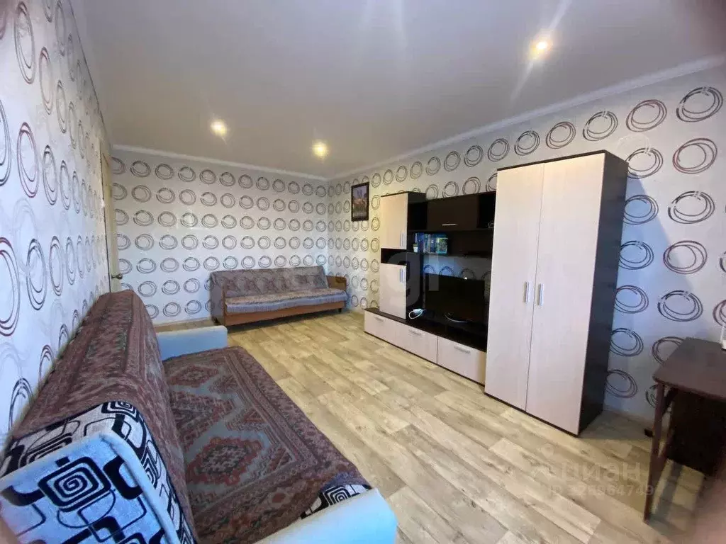 1-к кв. Ленинградская область, Волхов Авиационная ул., 27 (32.9 м) - Фото 0