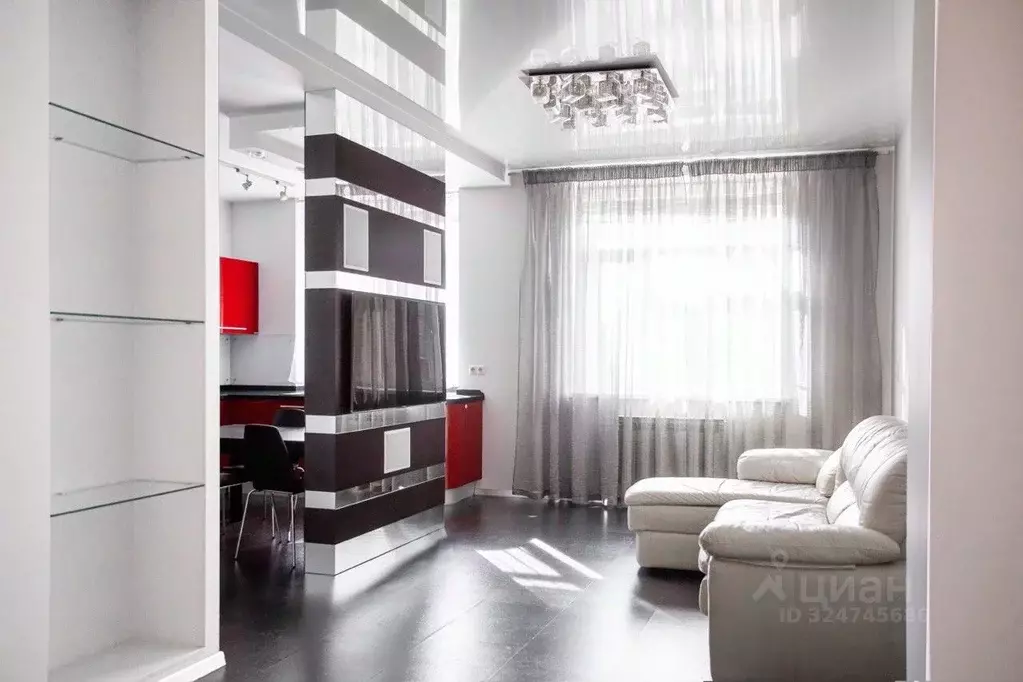 3-к кв. Омская область, Омск ул. Сазонова, 33 (86.6 м) - Фото 1