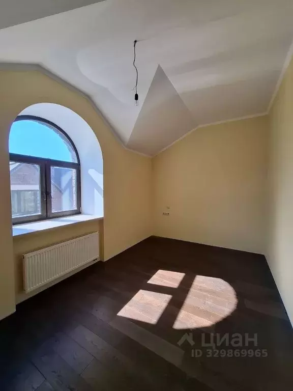 Коттедж в Москва Дубрава Квартал № 50 СНТ, 10 (450 м) - Фото 1