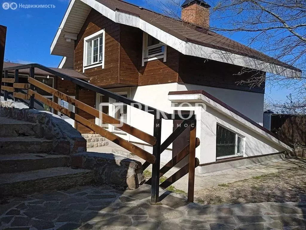 Дом в Ивановская область, Юрьевец (150 м) - Фото 1