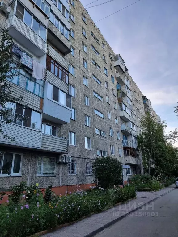 4-к кв. Омская область, Омск Заозерный мкр, ул. Бархатовой, 3 (64.0 м) - Фото 1