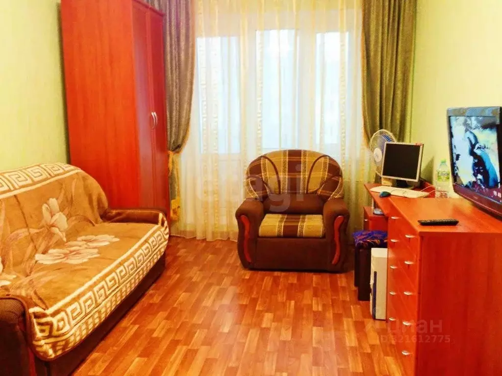 1-к кв. Курская область, Курск просп. Вячеслава Клыкова, 86 (38.0 м) - Фото 0