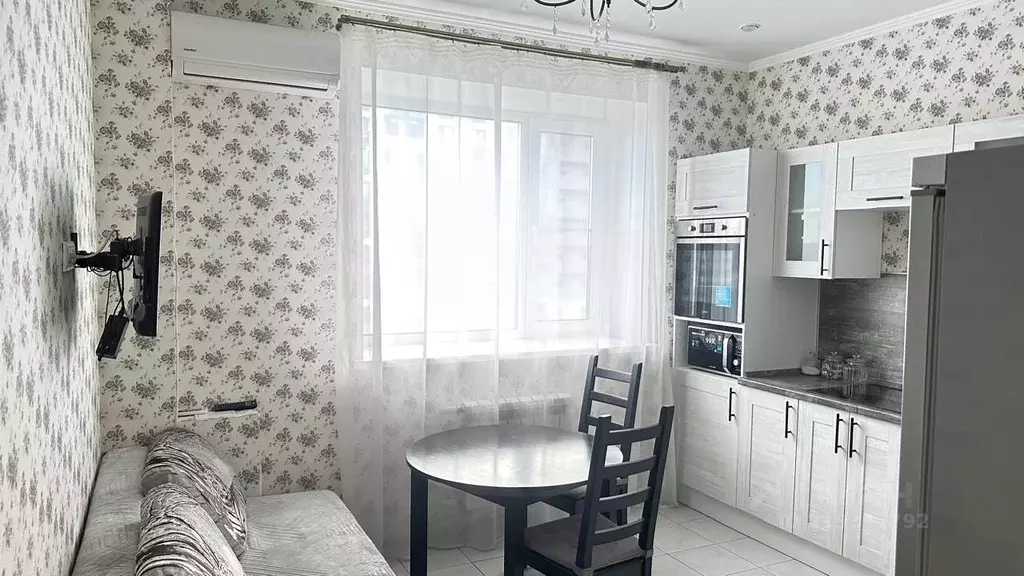 1-к кв. Татарстан, Казань ул. Адоратского, 1а (43.0 м) - Фото 0
