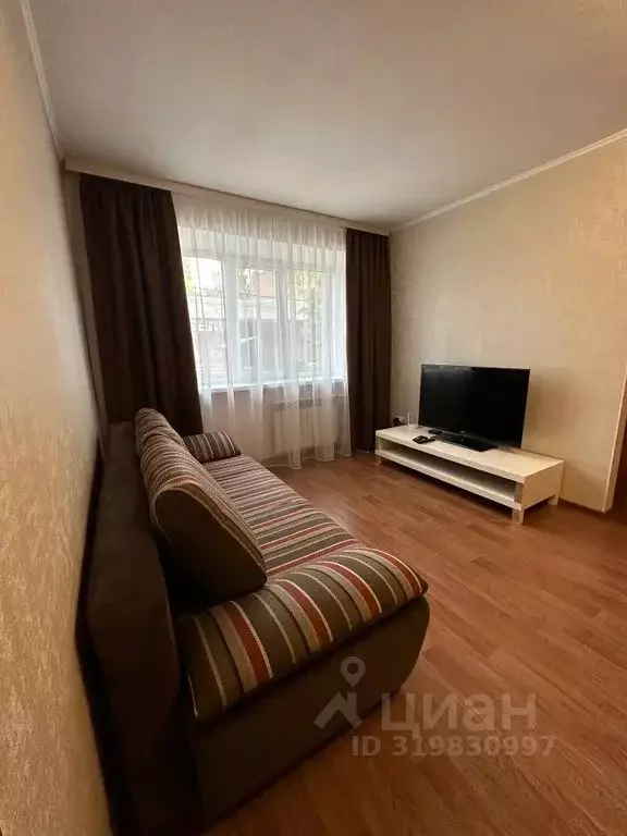2-к кв. Ростовская область, Каменск-Шахтинский ул. Подтелкова, 65В ... - Фото 1