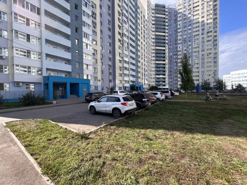 Студия Самарская область, Самара ул. Петра Алабина, 2 (33.0 м) - Фото 1