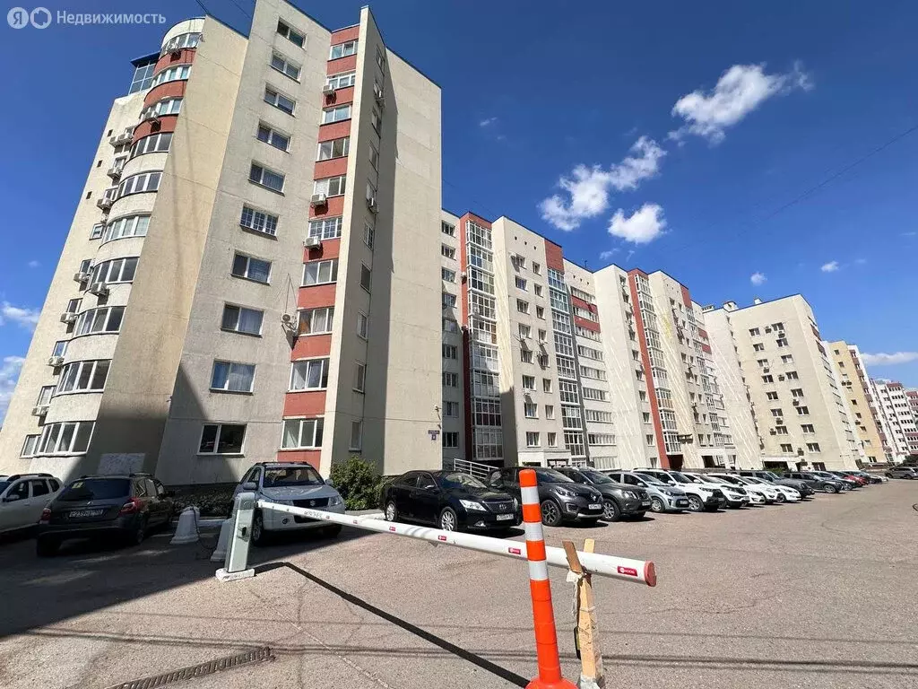 3-комнатная квартира: Уфа, улица Карла Маркса, 58 (82.9 м) - Фото 1