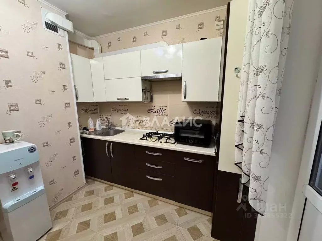 2-к кв. Белгородская область, Белгород ул. Есенина, 54 (50.2 м) - Фото 1