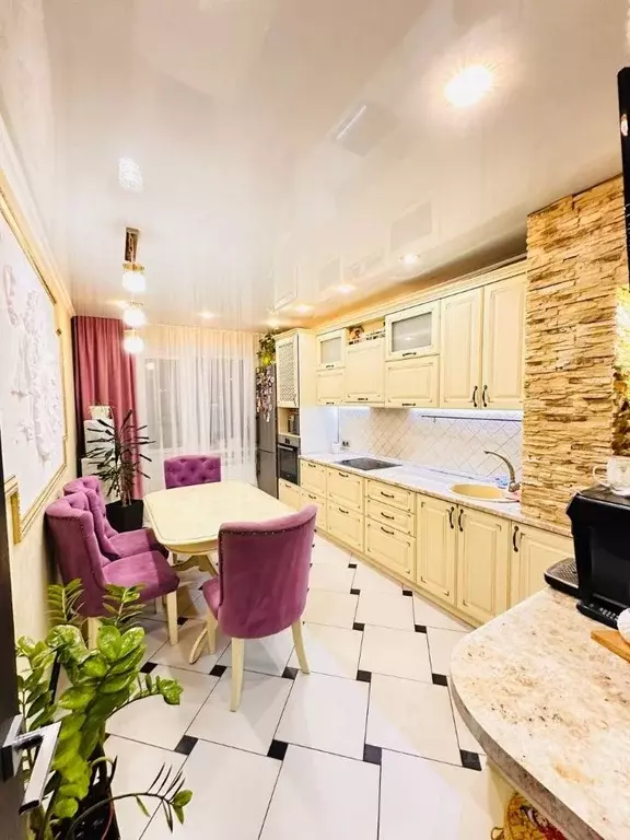3-к кв. Брянская область, Брянск Московский просп., 162 (80.0 м) - Фото 0