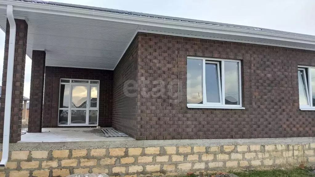 Дом в Ставропольский край, Михайловск Шпаковский район, ул. Андрея ... - Фото 2