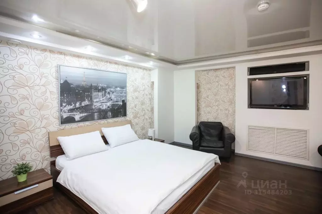 Комната Свердловская область, Екатеринбург ул. Бебеля, 138 (38.0 м) - Фото 1