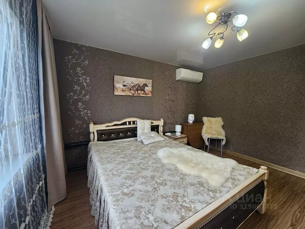 Дом в Краснодарский край, Абинск ул. Дзержинского (58 м) - Фото 0