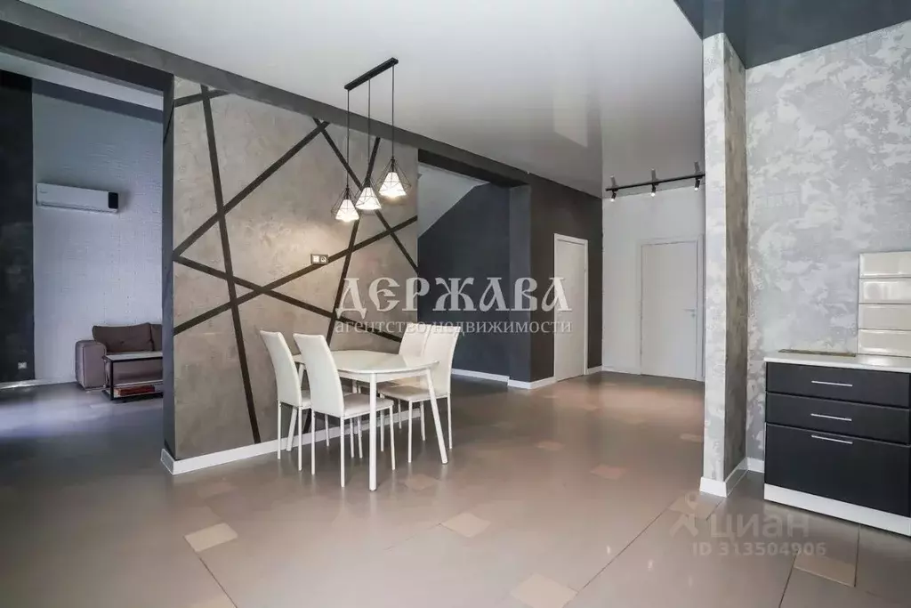 Коттедж в Белгородская область, Старый Оскол Радужный мкр,  (183 м) - Фото 0