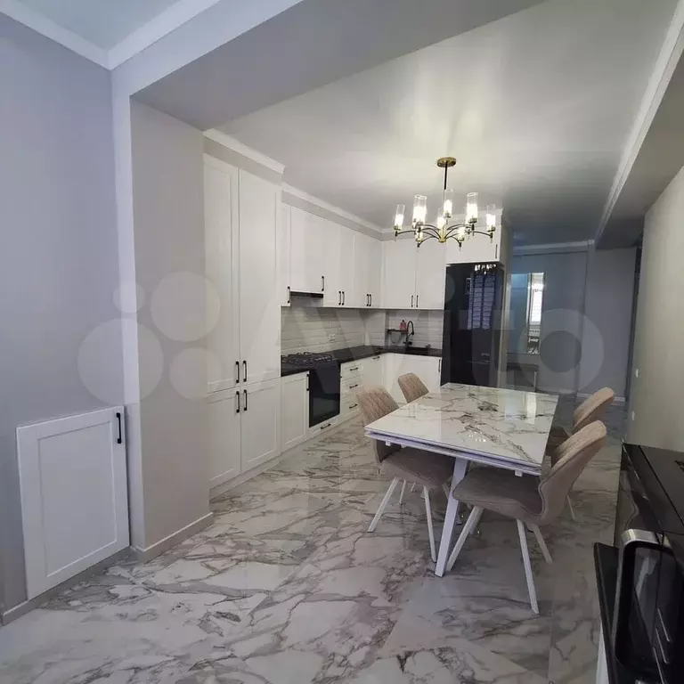 2-к. квартира, 62 м, 1/9 эт. - Фото 1