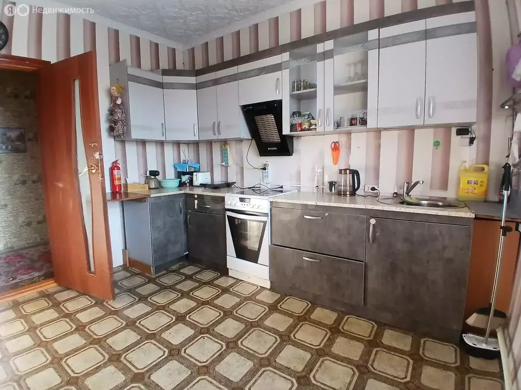 Дом в село Нижний Саянтуй, ДНТ Багульник, 2-й квартал (90 м) - Фото 1