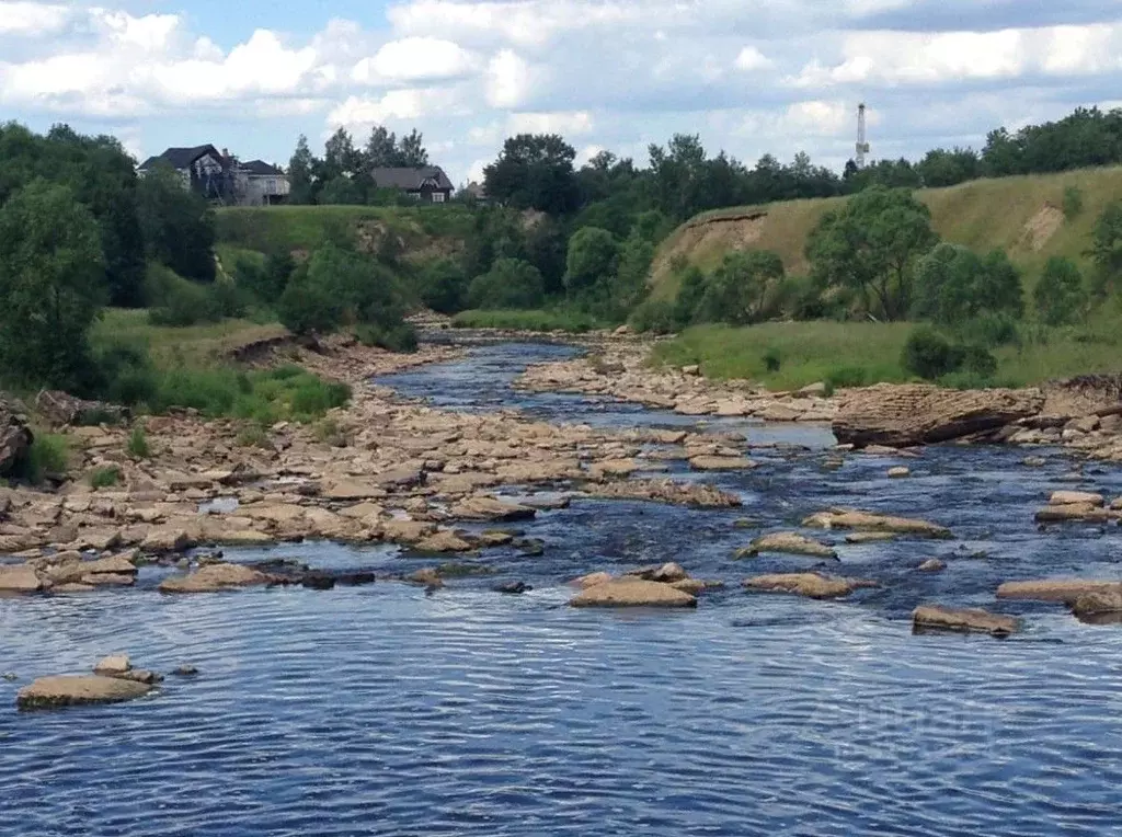 Дом в Ленинградская область, Тосненский район, Ульяновское городское ... - Фото 1