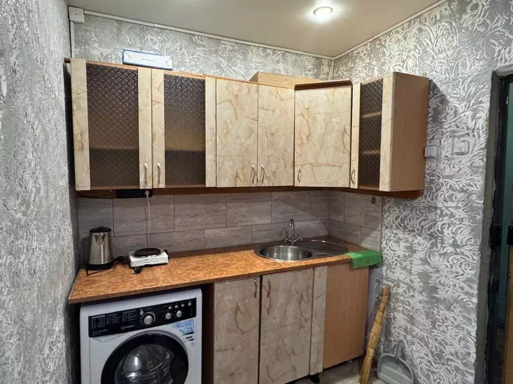 Комната Волгоградская область, Волжский ул. Свердлова, 4 (9.0 м) - Фото 1