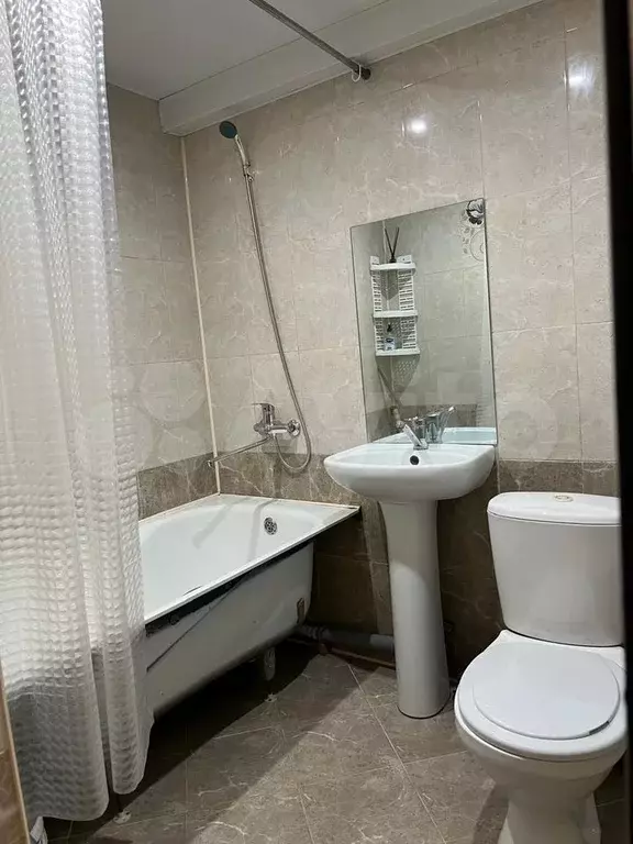 1-к. квартира, 35 м, 2/5 эт. - Фото 0