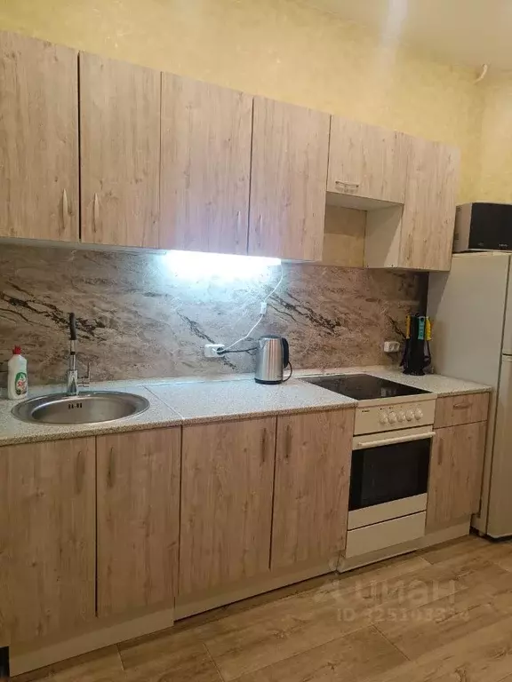 1-к кв. Мурманская область, Мончегорск наб. Климентьева, 15 (41.1 м) - Фото 1