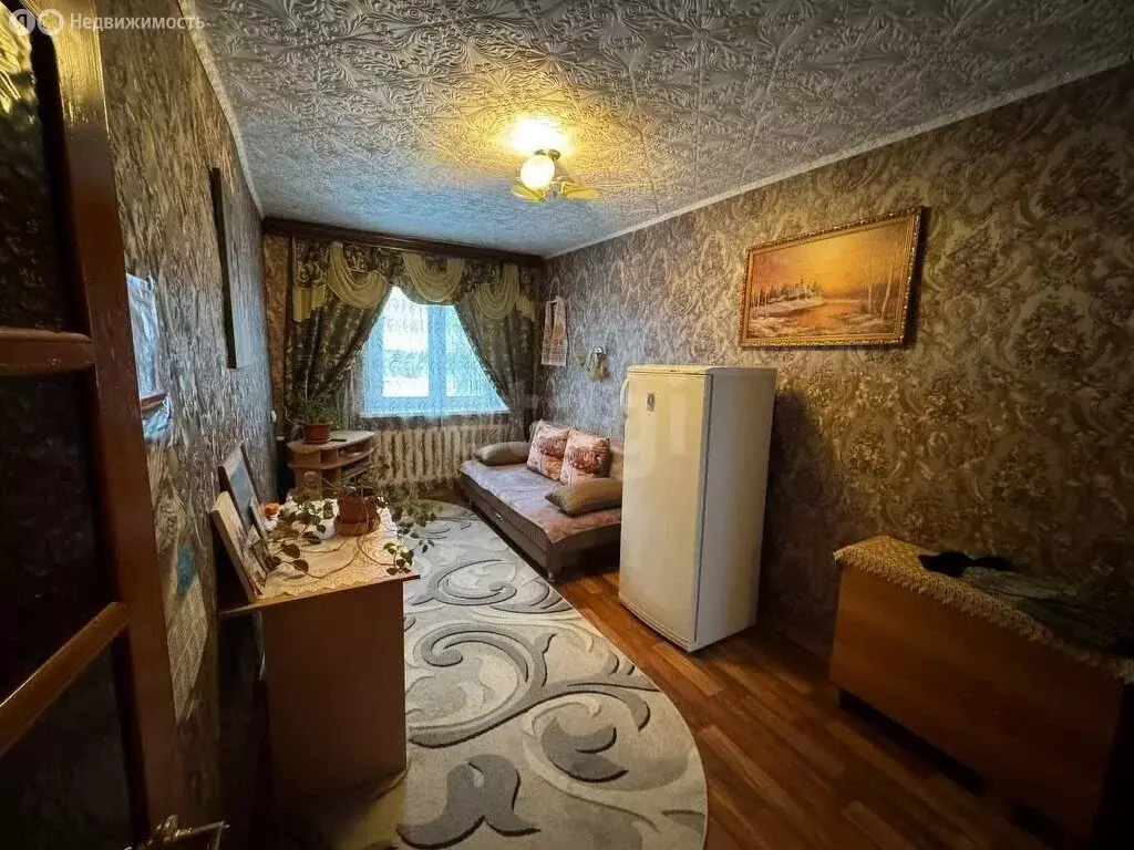 3-комнатная квартира: посёлок Чемерна, Молодёжный переулок, 1 (65.4 м) - Фото 1