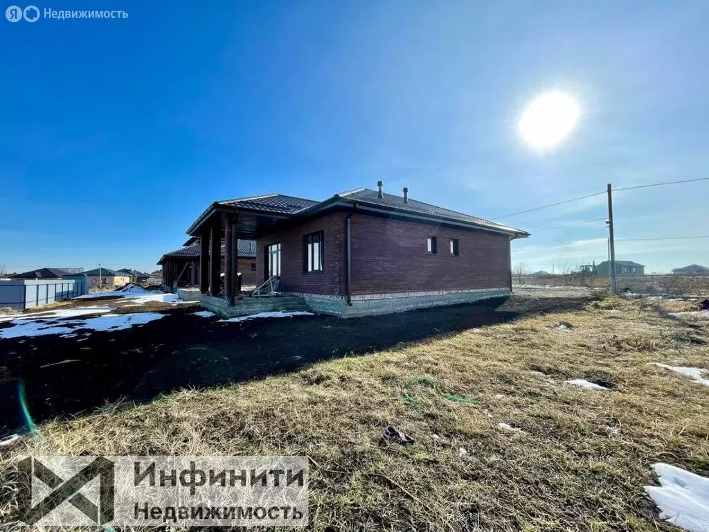 Дом в Ставрополь, улица Роз (110 м) - Фото 1