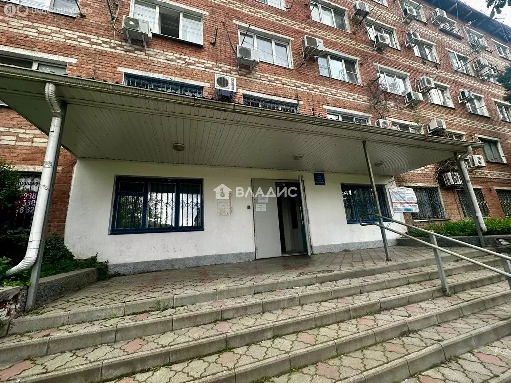 1к в 10-комнатной квартире (17.9 м) - Фото 2