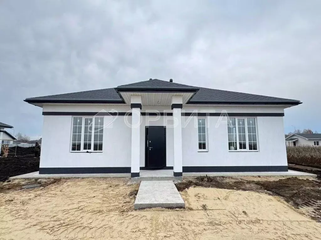 Дом в Тюменская область, Тюменский муниципальный округ, Онегин кп  ... - Фото 1