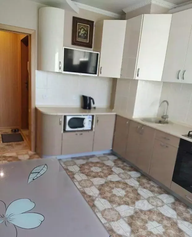 3-к кв. Омская область, Омск Заозерная ул., 26 (64.0 м) - Фото 1