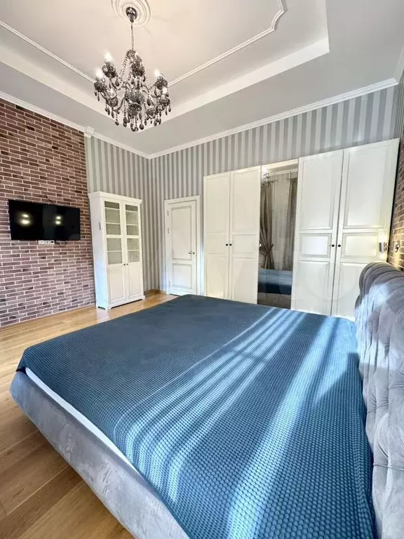 2-к. квартира, 65 м, 2/4 эт. - Фото 1