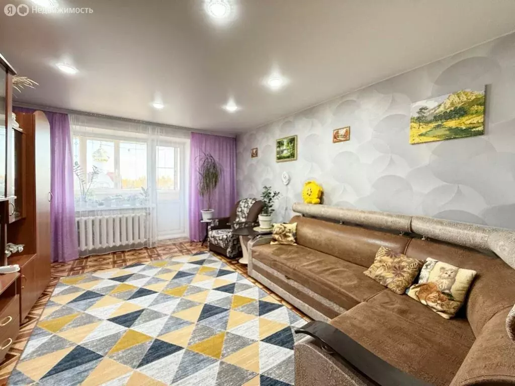 3-комнатная квартира: Руэм, улица Шумелёва, 17 (62 м) - Фото 1