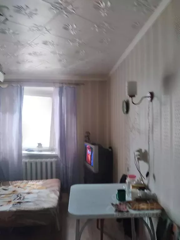 Комната Омская область, Омск просп. Космический, 97Ак3 (26.7 м) - Фото 1