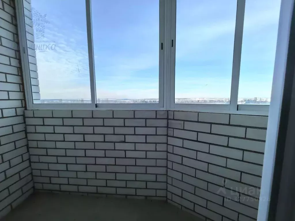 3-к кв. Воронежская область, Семилуки ул. 25 лет Октября, 11 (71.4 м) - Фото 2