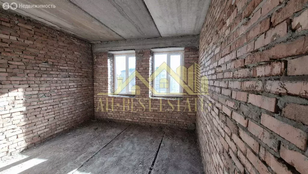 3-комнатная квартира: Владикавказ, улица Билара Кабалоева, 16А (170 м) - Фото 1