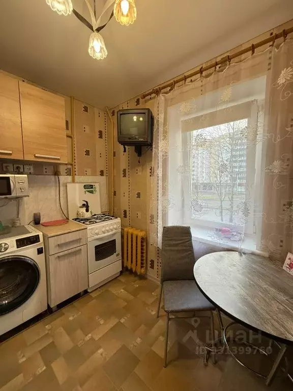 1-к кв. Псковская область, Псков ул. Труда, 69 (32.7 м) - Фото 1