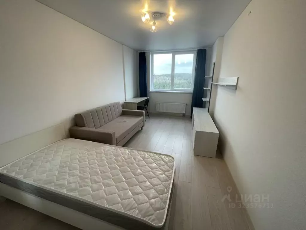 1-к кв. Свердловская область, Екатеринбург ул. Прониной, 43 (37.0 м) - Фото 1