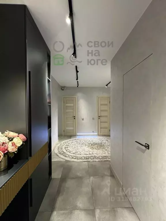 3-к кв. Краснодарский край, Краснодар ул. Командорская, 6 (89.9 м) - Фото 0