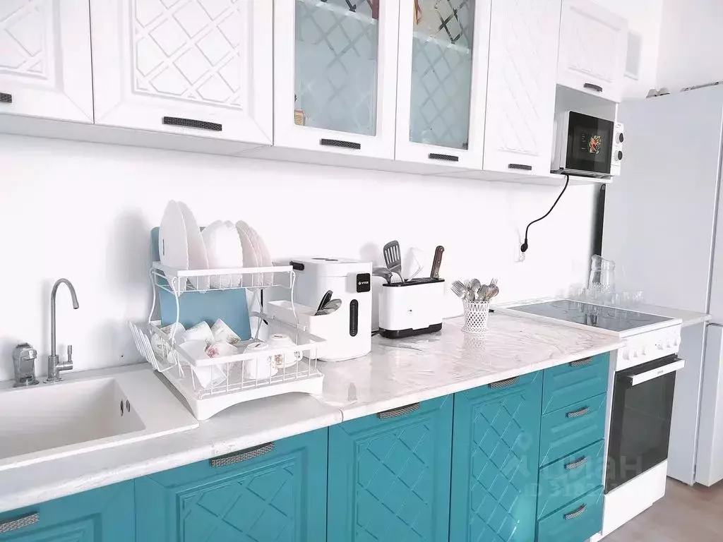 Студия Свердловская область, Екатеринбург ул. Академика Парина, 35/2 ... - Фото 1