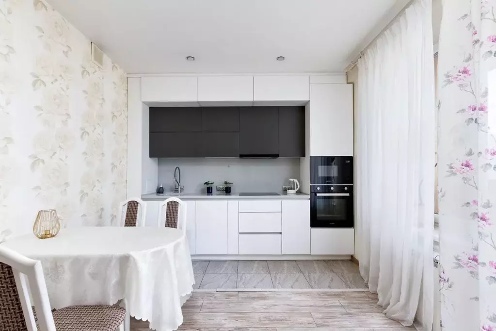 3-к кв. Новосибирская область, Новосибирск Зыряновская ул., 55 (130.0 ... - Фото 1