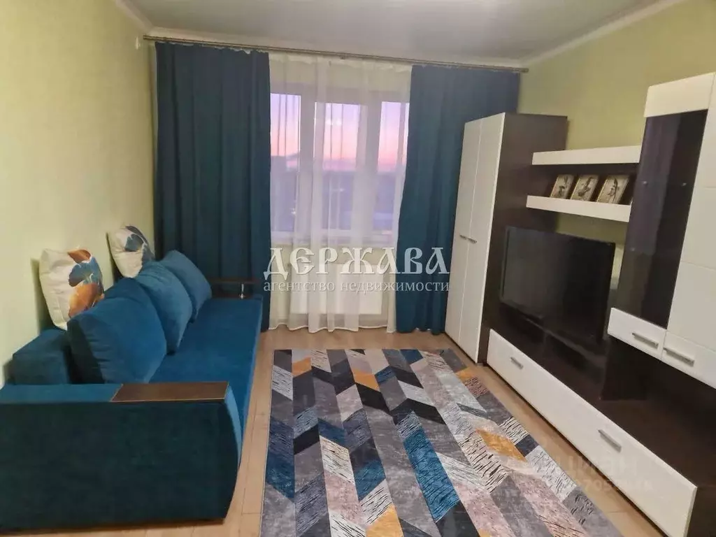 1-к кв. Белгородская область, Старый Оскол Макаренко мкр, 41А (41.0 м) - Фото 1