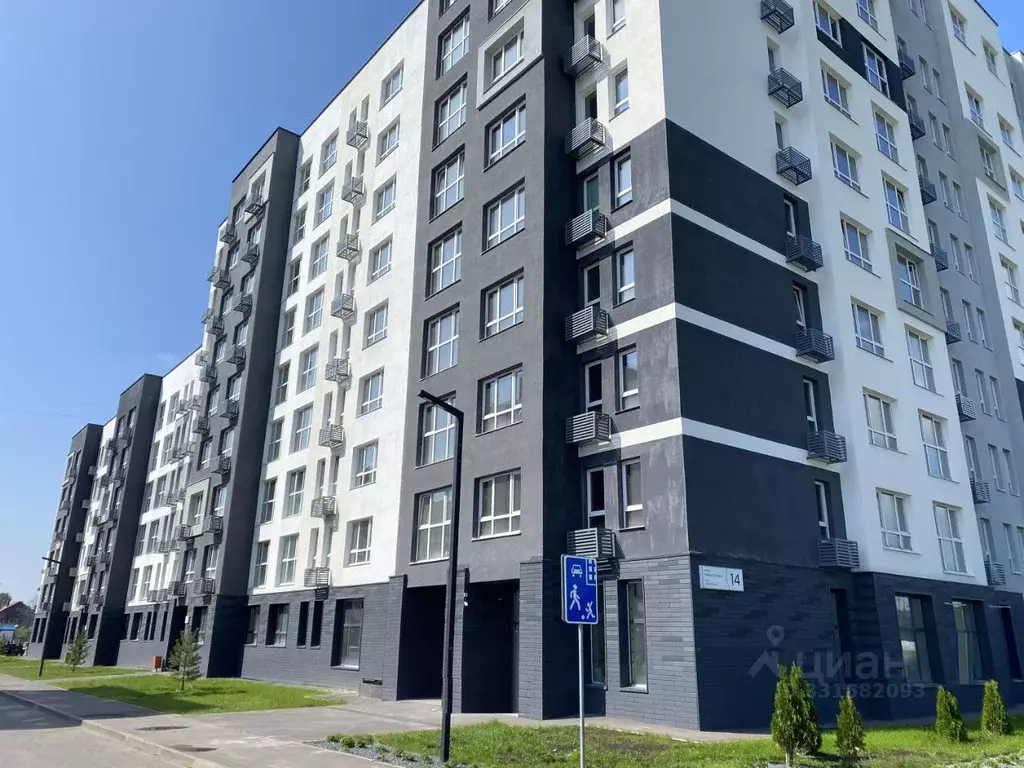 3-к кв. Башкортостан, Уфа ул. Ивана Спатара, 14 (72.9 м) - Фото 1