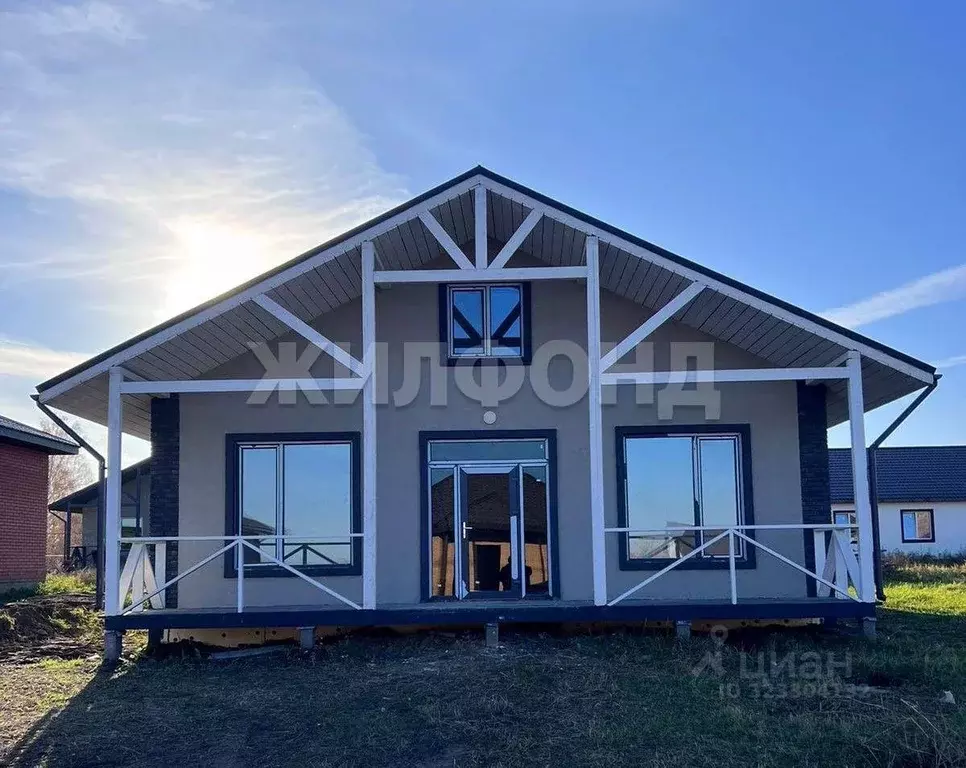 Дом в Новосибирская область, Новосибирский район, Каменский сельсовет, ... - Фото 1