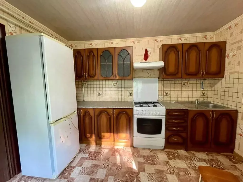2-к кв. Тамбовская область, Мичуринск Воронежская ул., 18 (58.6 м) - Фото 0