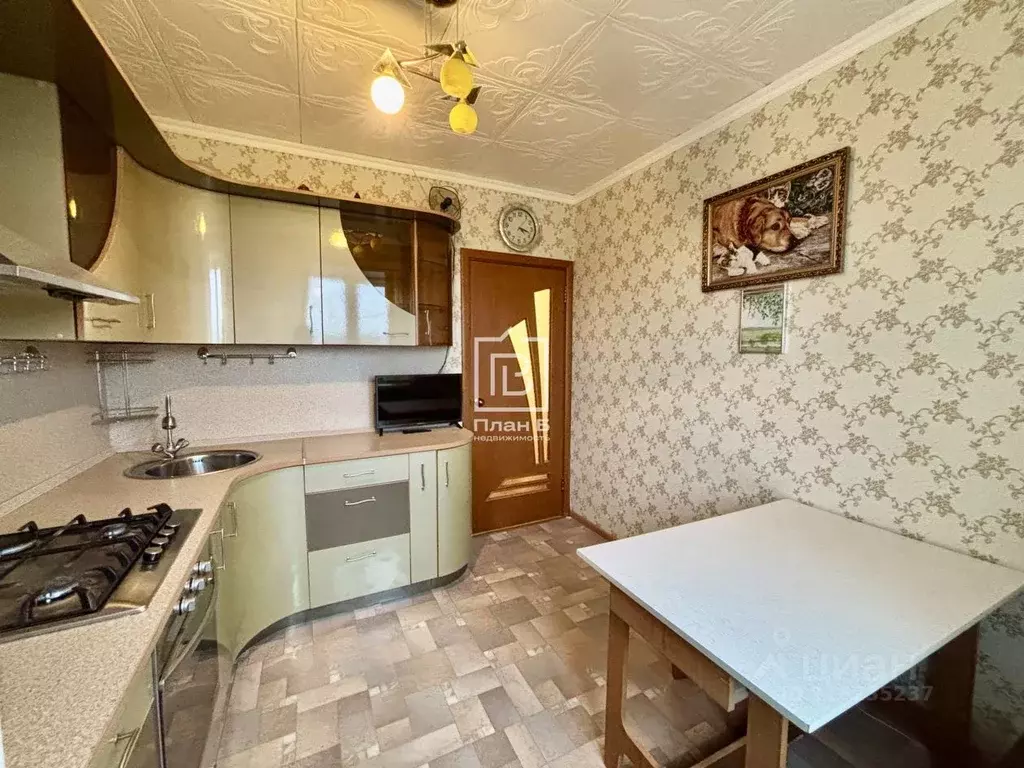 2-к кв. Калужская область, Калуга бул. Байконур, 5 (52.0 м) - Фото 0
