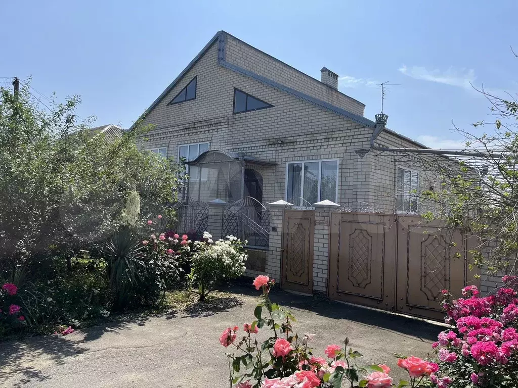 Дом 218 м на участке 10 сот. - Фото 0