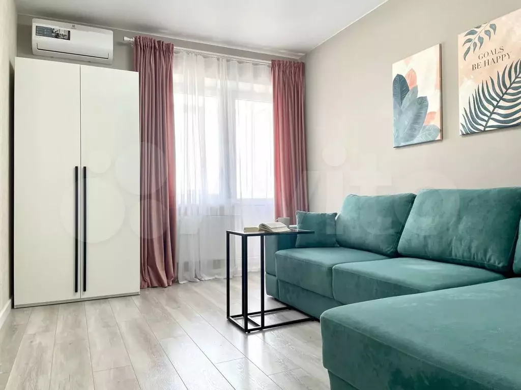 2-к. квартира, 60 м, 14/17 эт. - Фото 1