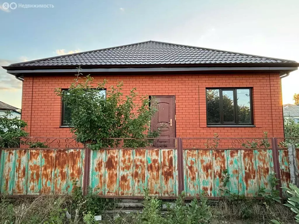 Дом в Цимлянск, улица Ленина, 75 (120 м) - Фото 1