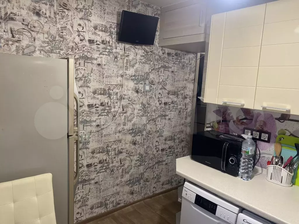2-к. квартира, 45 м, 1/5 эт. - Фото 1